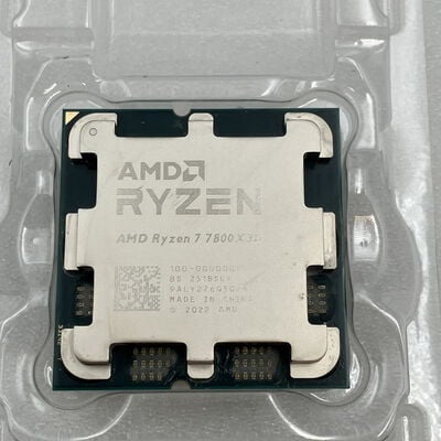 【新潟店】中古  AMD Ryzen 7 7800X3D (AM5/4.2/104M/C8/T16/120W) 157139 