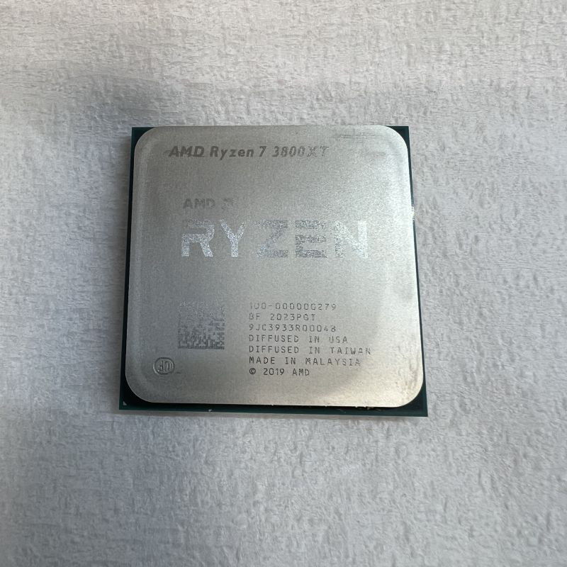 中古 AMD Ryzen 7 3800XT (AM4/3.9/36M/C8/T16/105W) 143145