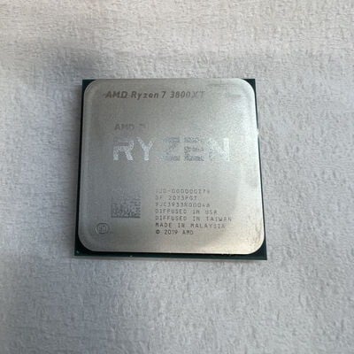 【静岡東瀬名店】中古  AMD Ryzen 7 3800XT (AM4/3.9/36M/C8/T16/105W) 143145 