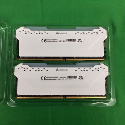 【川崎店】中古  Corsair CMW32GX4M2E3200C16W (DDR4 PC4-25600 16GB&times;2) 3170006946 