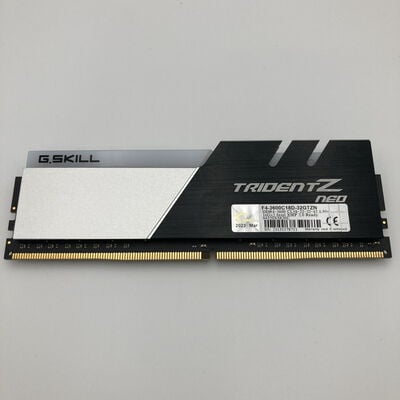 【神戸・三宮店】中古  PC4-28800 16GB デスクトップ用(DDR4-3600) 140734 