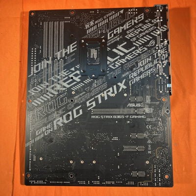 【なんば店】中古  ASUS ROG STRIX B365-F GAMING (B365 ATX 1151 DDR4) 142176 