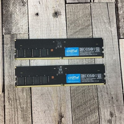 【広島店】中古  Crucial CT2K32G56C46U5(DDR5 PC5-44800 32GBx2) 3320004854 