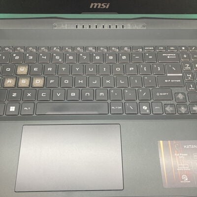 【浦添城間店(沖縄)】中古  MSI KATANA 15HX (i7-14650HX/16GB/SSD1TB/RTX5070/15.6WQHD/W11H) 4780001506 