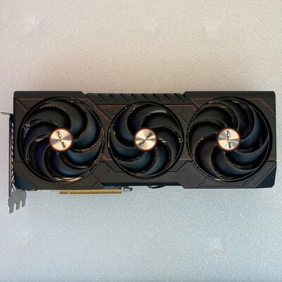 【京都店】中古  SAPPHIRE PULSE Radeon RX 9070 XT GAMING 16GB　(RX9070XT 16GB) 3180006585 