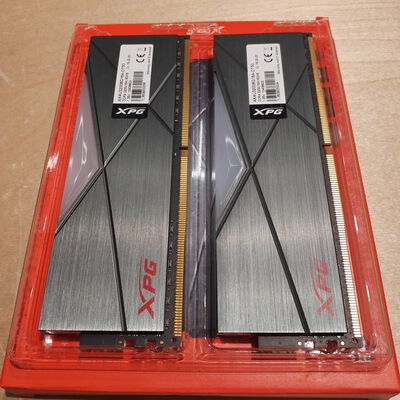 【鹿児島店】中古  8GB 2枚組(合計16GB) PC4-25600/DDR4-3200 デスクトップ用 190923 