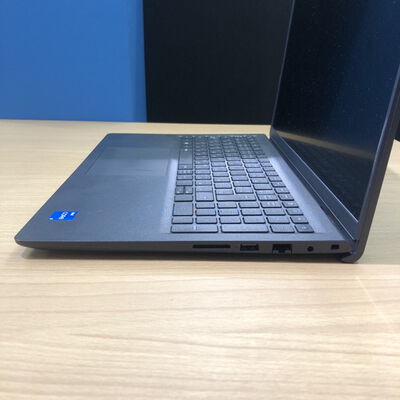【甲府飯田店】中古  DELL Vostro 15 3510 (i5-1135G7/8GB/SSD256GB/W11P) 4720002146 