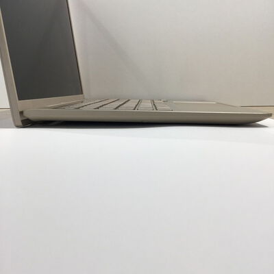 【松山環状枝松店】中古  FUJITSU FMVM55J3G(Ryzen5 7520U/16GB/SSD256GB/なし/オンボード/14/1920&times;1200/W11H) 4560001807 