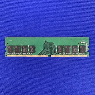 【横浜駅前店】中古  PC4-25600 16GB デスクトップ用(DDR4-3200) 140728 