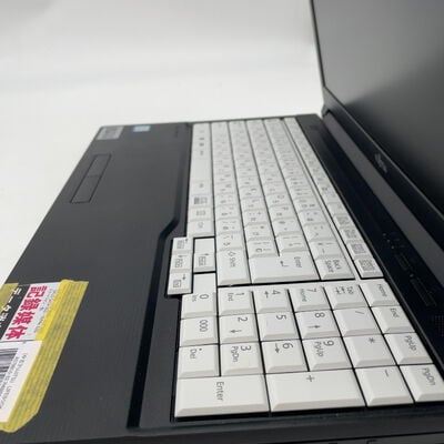 【大分店】中古  FUJITSU　LIFEBOOK　A579B(i5-8265U/16GB/SSD256GB/W11H) 4860001458 