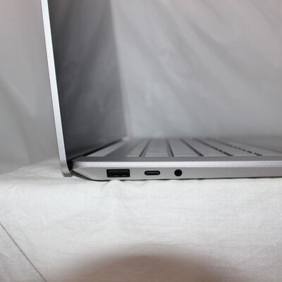 【通販センター】中古  Microsoft Surface Laptop 3(AMD Ryzen 5 Microsoft Surface Edition/8GB DDR4 (PC4)/SSD256GB/なし/AMD Radeon Vega 9 Graphics 2GB/15/2496x1664/Wi-Fi/W11H64 MAR) 199719 