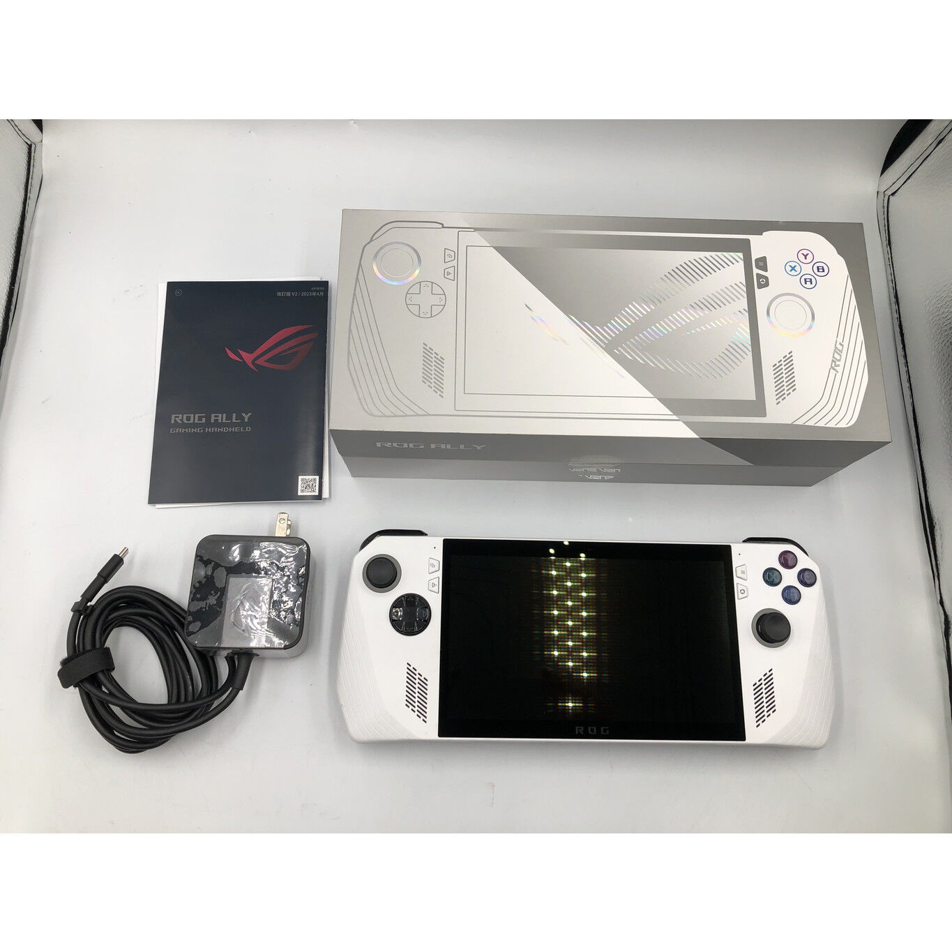 中古 ASUS ROG Ally RC71L-Z1E512(Ryzen Z Extreme/16GB/SSD512GB/W11H