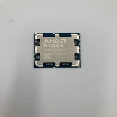 【盛岡都南店】中古  AMD Ryzen 7 9700X (AM5/3.8GHz/40M/C8/T16/65W) 169022 