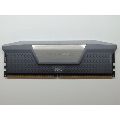 【前橋ｲﾝﾀｰｱｶﾏﾙ店】中古  CORSAIR VENGEANCE RGB DDR5 MEMORY FOR AMD (DDR5-6000) 16GB 4540001383 