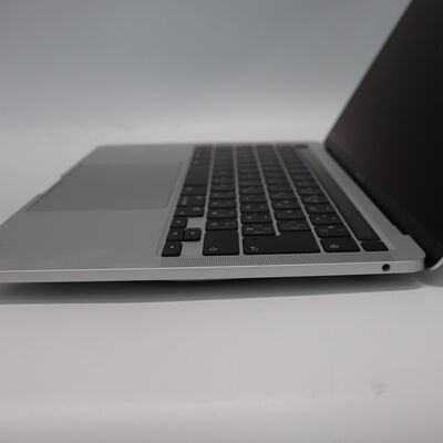 【札幌店】中古  Apple MacBook Pro 13インチ 2020 (M1 8CPU 8GPU/8GB/256GB) シルバー MYDA2J/A 144580 