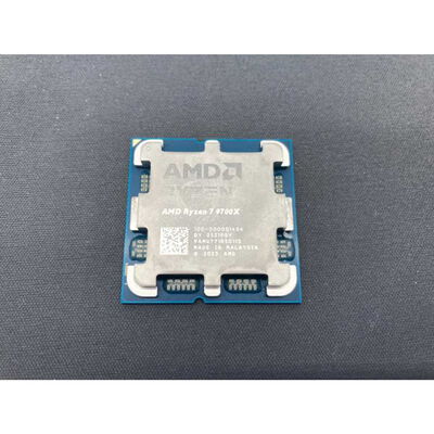 【郡山安積店】中古  AMD Ryzen 7 9700X (AM5/3.8GHz/40M/C8/T16/65W) 169022 