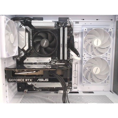 【前橋ｲﾝﾀｰｱｶﾏﾙ店】中古  自作パソコン(Ryzen 5 5500/32GB/SSD1TB/RTX5060Ti 8GB) 4540002284 