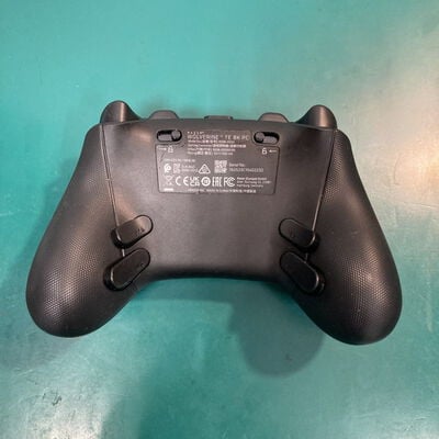 【富山本郷店】中古  Razer Wolverine V3 Tournament Edition 8K PC (RZ06-05550100-R3M1) 4760001493 