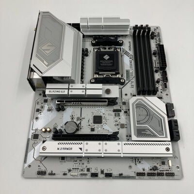 【なんば店】中古  ASRock X870 Steel Legend WiFi (X870 AM5 ATX DDR5) 172202 