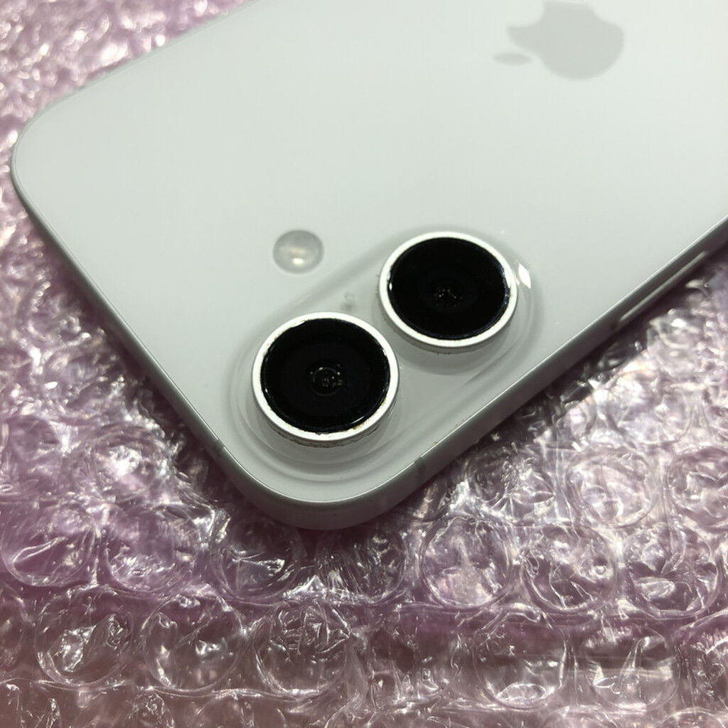 中古 Apple iPhone17 256GB ホワイト 【SoftBank版SIMフリー】 MG684J