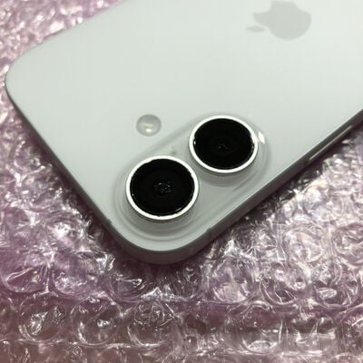 【宮崎恒久店】中古  Apple iPhone17 256GB ホワイト 【SoftBank版SIMフリー】 MG684J/A 182976 