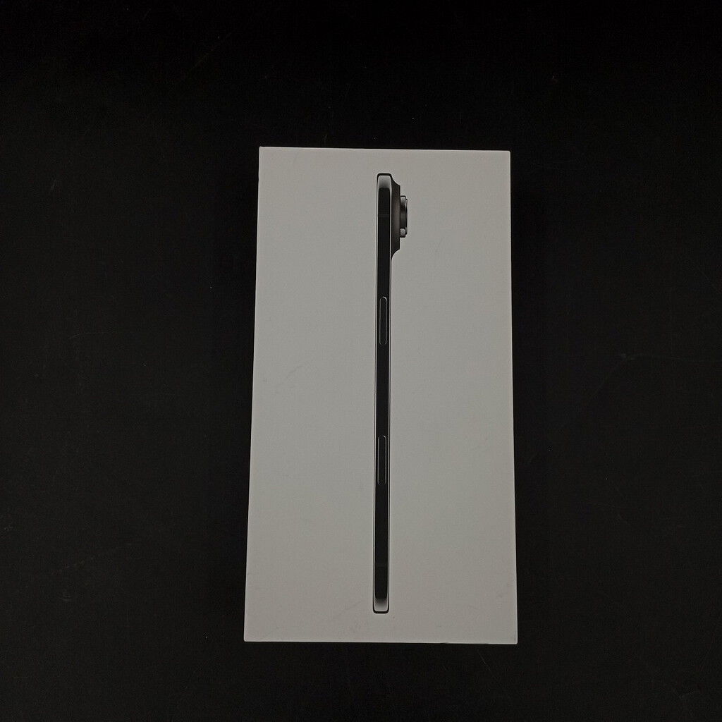中古 Apple iPhone Air 256GB スペースブラック 【国内版SIMフリー