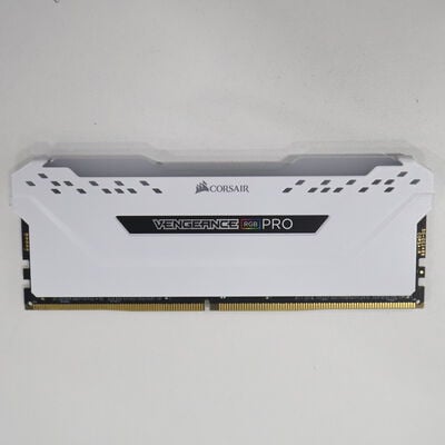 【通販センター】中古  PC4-25600 16GB デスクトップ用(DDR4-3200) 140728 