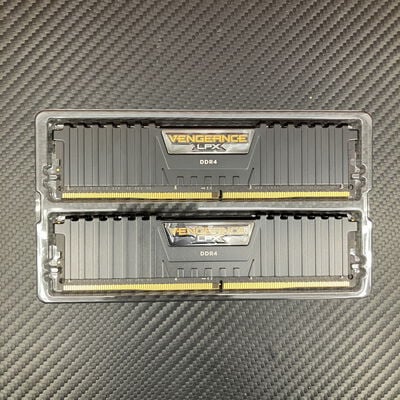 【富士青葉店】中古  16GB 2枚組(合計32GB) PC4-25600/DDR4-3200 デスクトップ用 190913 