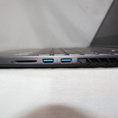 【通販センター】中古  THIRDWAVE GALLERIA GR2060RGF-T(AMD Ryzen 7 4800H/16GB DDR4 (PC4)/SSD512GB/なし/NVIDIA GeForce RTX 2060 6GB/15.6/1920x1080/Wi-Fi/W11H64 MAR) 201357 