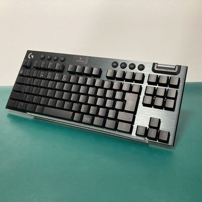 【富山本郷店】中古  ﾛｼﾞｸｰﾙ G913-TKL-LNBK (無線 RGB ｹﾞｰﾐﾝｸﾞｷｰﾎﾞｰﾄﾞ) 4760000843 
