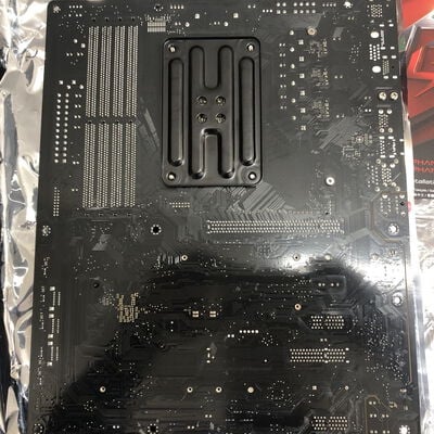 【福山ココローズ店】中古  ASRock B550 Phantom Gaming 4 (B550 AM4 ATX DDR4) 142933 
