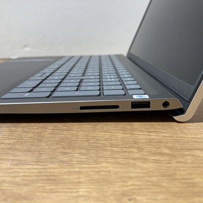 【富山本郷店】中古  Dell Inspiron 15 5510 (Core i5-11300H/8GB/SSD256GB/WLAN/15.6FHD/W11H64) 4760001431 
