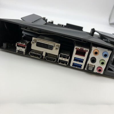 【宇都宮鶴田店】中古  ASUS ROG STRIX Z370-F GAMING (Z370 1151 ATX DDR4) 136224 