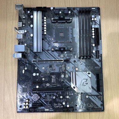 【甲府飯田店】中古  ASRock B550 Phantom Gaming 4 (B550 AM4 ATX DDR4) 142933 