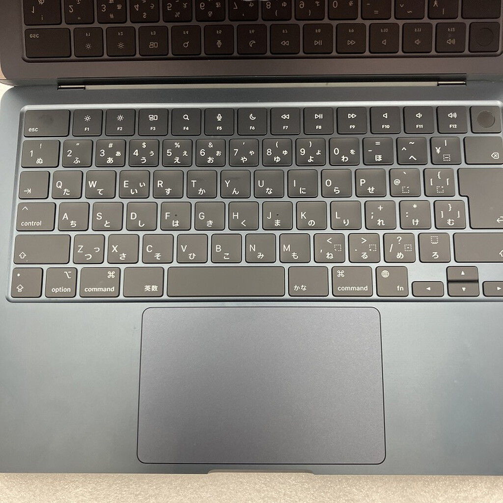 中古 Apple MacBook Air 13インチ 2022 (M2 8CPU 10GPU/16GB/1T