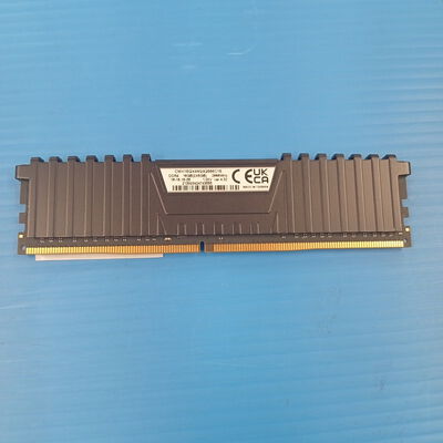 【大須店】中古  PC4-21300 8GB デスクトップ用(DDR4-2666) 126165 