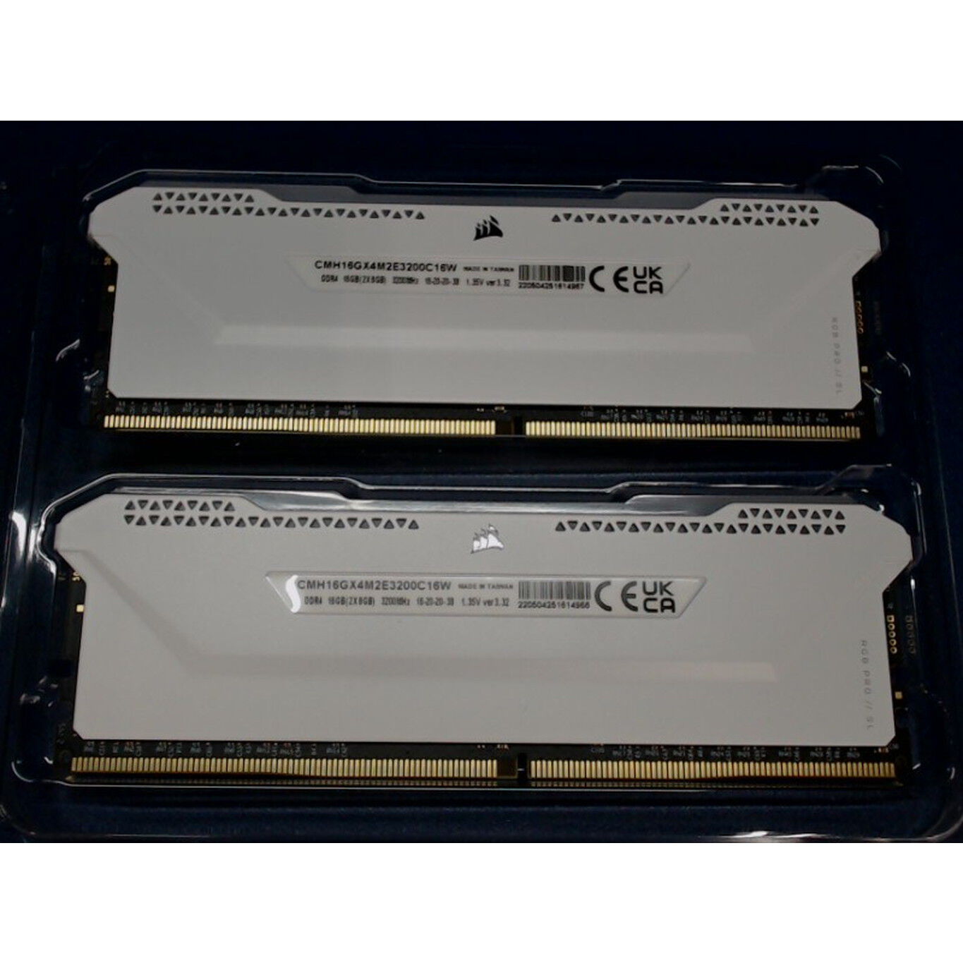 中古 8GB 2枚組(合計16GB) PC4-25600/DDR4-3200 デスクトップ用 190923