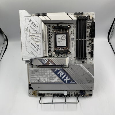 【座間相武台】中古  ASUS ROG STRIX X870-A GAMING WIFI(X870 AM5 ATX) 172204 
