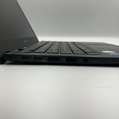 【町田店】中古  Dynabook G83/KV 3330003638 