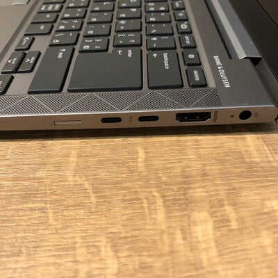 【姫路店】中古  HP ZBook Firefly 14 G7(Intel Core i7 10610U 1.80GHz/32GB DDR4/SSD1TB/-/オンボード/14/1920x1080/Wi-Fi/WEBCAM/W11H/VBT) 192644 