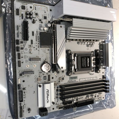 【姫路店】中古  ASRock B850M Pro RS WiFi White (B850 AM5 mATX) 4740000970 