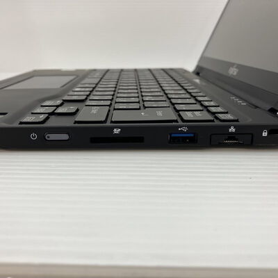 【秋葉原本店】中古  Fujitsu Lifebook U9310X(i5-10310U/4GB/SSD128GB/W11P) 3410014846 