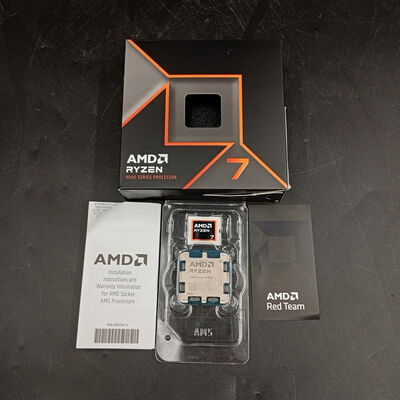 【大須店】中古  AMD Ryzen 7 9700X (AM5/3.8GHz/40M/C8/T16/65W) 169022 