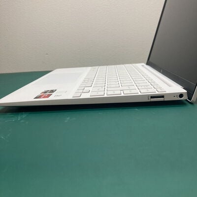 【浦添城間店(沖縄)】中古  HP Pavilion Aero 13 G3(Ryzen 7 7735U/16GB/SSD512GB/W11H) 4780001287 