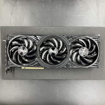 【大須店】中古  Palit NE7507T019T2-GB2031U(RTX5070Ti GamingPro-S) 3120023025 