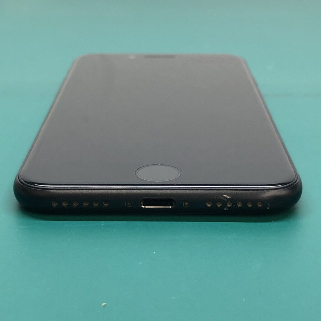 中古 【au版SIMフリー】Apple iPhoneSE 4.7インチ (第3世代