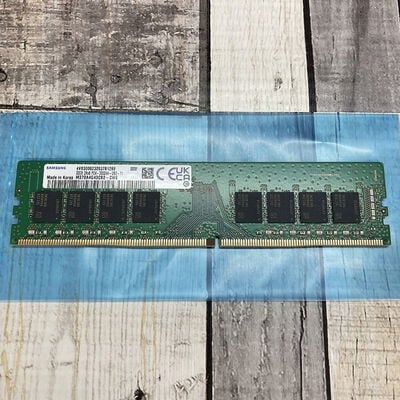 【広島店】中古  Samsung M378A4G43CB2-CWE (DDR4 PC4-25600 32GB) 195866 