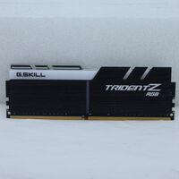 中古  PC4-25600 16GB デスクトップ用(DDR4-3200) 140728 