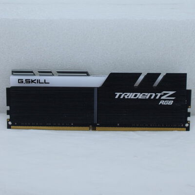 【通販センター】中古  PC4-25600 16GB デスクトップ用(DDR4-3200) 140728 