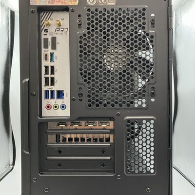 【新潟店】中古  オリジナル ゲーミングPC(Ryzen 7 9800X3D/32GB/SSD1TB/RTX5070/W11H) 3290007123 